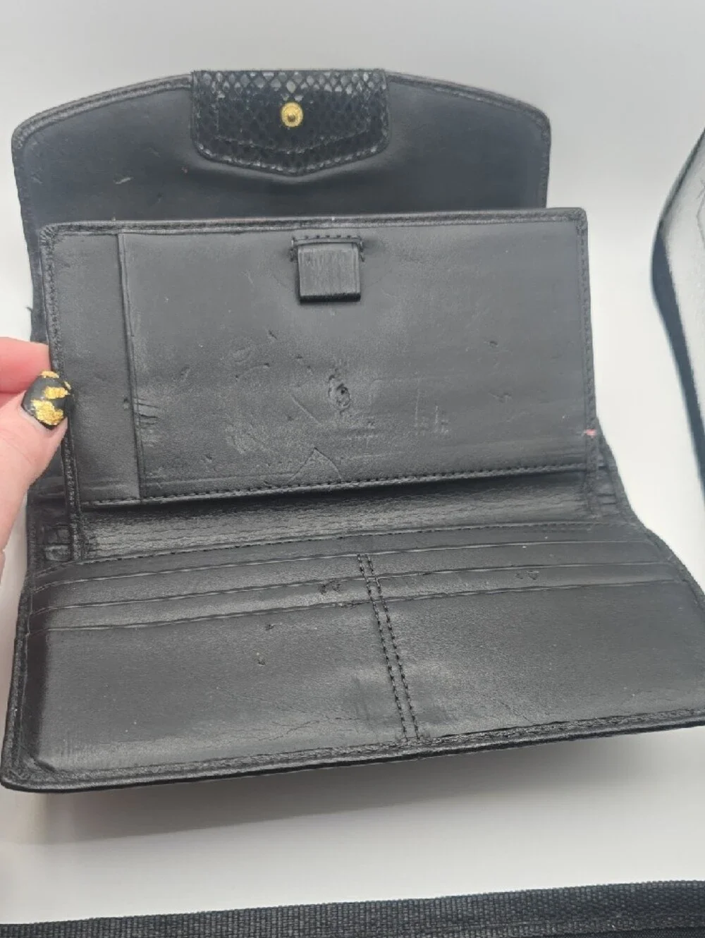 Coach Black Leather Wallet & Cheekbook Holder W/ Gold Hardware (GOOD/FAIR)✨️🖤✨️ - Picture 8 of 15